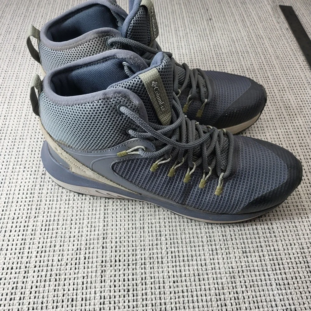 Columbia Waterproof Snow Boots Mens Size 10.5 Gray Mesh Ankle Hiking BM0155-053